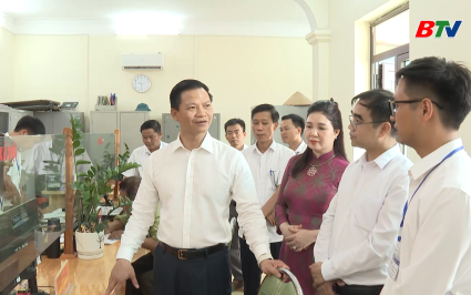 Chủ tịch UBND tỉnh kiểm tra việc thực hiện ch&iacute;nh quyền 2 cấp ở x&atilde; ki&ecirc;n lao 