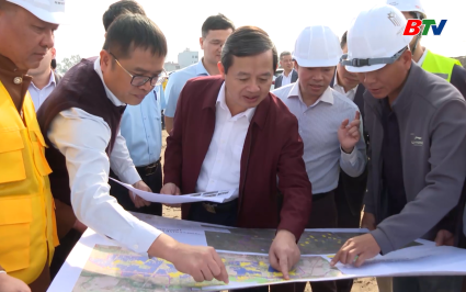 Chủ tịch UBND tỉnh Phạm Ho&agrave;ng Sơn kiểm tra dự &aacute;n Cảng h&agrave;ng kh&ocirc;ng quốc tế Gia B&igrave;nh