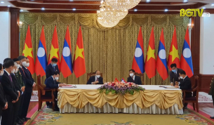 Chủ tịch UBND tỉnh tham gia đo&agrave;n Việt Nam thăm ch&iacute;nh thức L&agrave;o