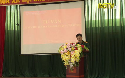 Ch&uacute; trọng l&agrave;m tốt c&ocirc;ng t&aacute;c tuyển sinh qu&acirc;n sự