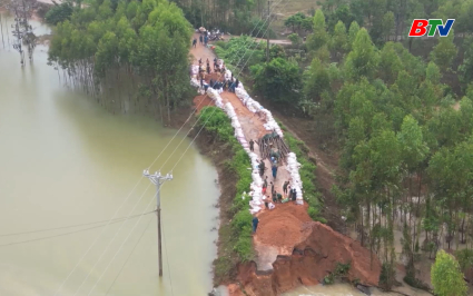 Chung sức giữa t&acirc;m lũ 