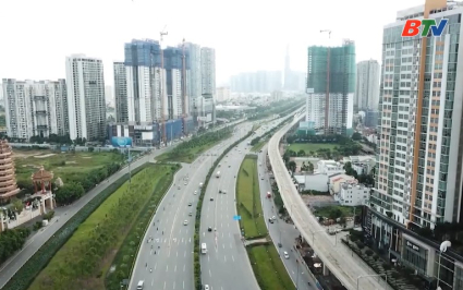 Chuyển dịch đầu tư hướng đến nh&agrave; m&aacute;y xanh, c&ocirc;ng nghệ hiện đại 