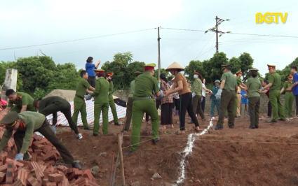 C&ocirc;ng an Bắc Giang chung tay x&acirc;y dựng m&aacute;i ấm t&igrave;nh thương