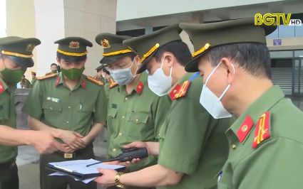 C&ocirc;ng an Bắc Giang - V&igrave; nh&acirc;n d&acirc;n phục vụ