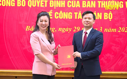 BTV Tỉnh uỷ c&ocirc;ng bố Quyết định về c&ocirc;ng t&aacute;c c&aacute;n bộ 
