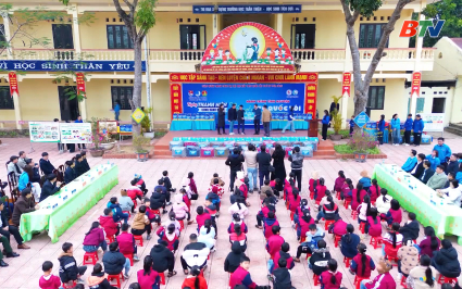 Cống hiến sức trẻ cho m&ugrave;a xu&acirc;n của đất nước