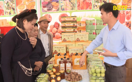 CTT: Đẩy mạnh x&uacute;c tiến ti&ecirc;u thụ sản phẩm c&acirc;y c&oacute; m&uacute;i