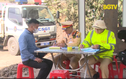 CTT: Chuyển biến trong chấp h&agrave;nh luật giao th&ocirc;ng