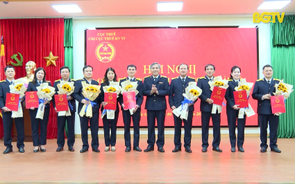 C&ocirc;ng bố quyết định bổ nhiệm c&aacute;n bộ Chi cục Thuế khu vực VI 