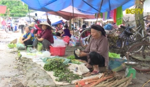 Giữ g&igrave;n n&eacute;t văn h&oacute;a của những phi&ecirc;n chợ qu&ecirc;