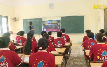 Đa dạng c&aacute;c h&igrave;nh thức tuy&ecirc;n truyền ph&ograve;ng chống bạo lực học đường 