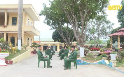 Đa dạng c&aacute;c m&ocirc; h&igrave;nh nắm bắt, quản l&yacute; tư tưởng bộ đội