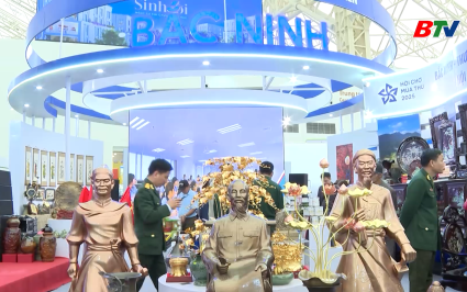 Đa dạng sản phẩm tại hội chợ m&ugrave;a thu