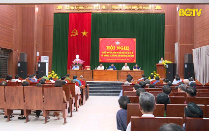 Đại biểu HĐND tỉnh, th&agrave;nh phố tiếp x&uacute;c cử tri
