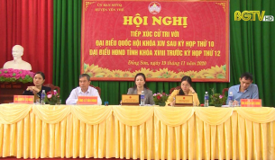 Đại biểu Quốc hội tiếp x&uacute;c cử tri tại c&aacute;c địa phương