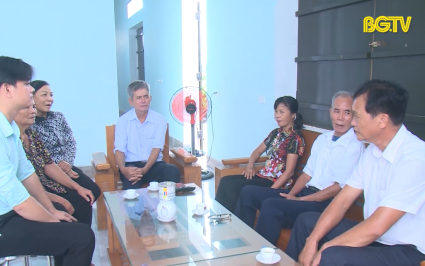 Đại đo&agrave;n kết to&agrave;n d&acirc;n: T&acirc;n Y&ecirc;n &ndash; Điểm s&aacute;ng về c&ocirc;ng t&aacute;c mặt trận