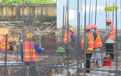 Ch&uacute; trọng đảm bảo an to&agrave;n lao động tại c&aacute;c c&ocirc;ng tr&igrave;nh x&acirc;y dựng