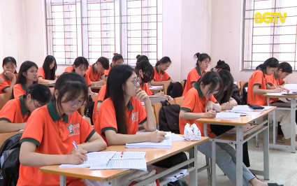 Đảm bảo &ocirc;n luyện tốt nghiệp THPT cho th&iacute; sinh ngo&agrave;i c&ocirc;ng lập 