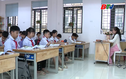 Đảm bảo tiếp nhận nhu cầu học sinh chuyển trường sau s&aacute;p nhập