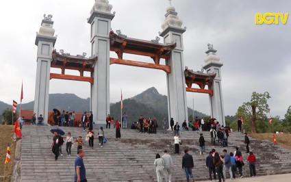 Đảm bảo văn minh lễ hội xu&acirc;n T&acirc;y Y&ecirc;n Tử