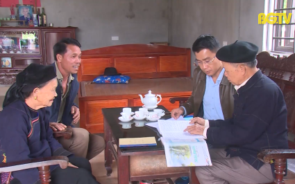 D&acirc;n tộc v&agrave; ph&aacute;t triển: Gương s&aacute;ng v&ugrave;ng cao