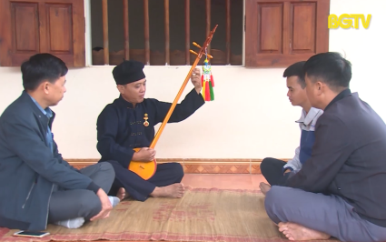 D&acirc;n tộc v&agrave; ph&aacute;t triển: Người g&igrave;n giữ l&agrave;n điệu then