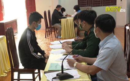 Đăng k&yacute; nghĩa vụ qu&acirc;n sự lần đầu cho thanh ni&ecirc;n 17 tuổi 