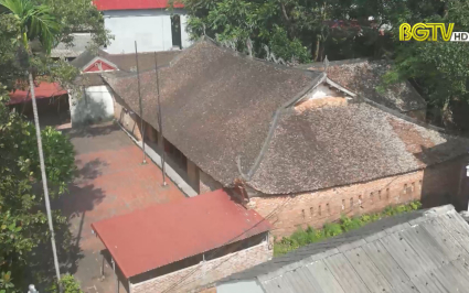 Đất v&agrave; người Bắc Giang: Đ&igrave;nh C&acirc;y Mai