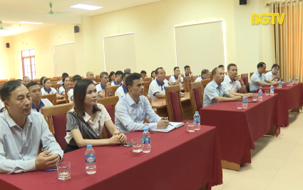 Đẩy mạnh c&aacute;c hoạt động hỗ trợ hội vi&ecirc;n n&ocirc;ng d&acirc;n đi xuất khẩu lao động 