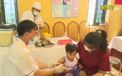 Đẩy mạnh ti&ecirc;m chủng mở rộng