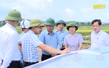 Đẩy nhanh tiến độ thực hiện c&aacute;c dự &aacute;n