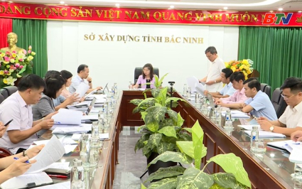  ĐBND với cử tri: Gi&aacute;m s&aacute;t việc thực hiện ch&iacute;nh s&aacute;ch về nh&agrave; ở x&atilde; hội