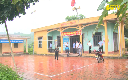 ĐBND với cử tri: Khảo s&aacute;t lĩnh vực VH-XH ở v&ugrave;ng d&acirc;n tộc thiểu số