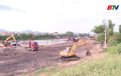 ĐBND với cử tri: &Yacute; kiến cử tri về bến thuỷ nội địa hoạt động tr&aacute;i ph&eacute;p tại phường T&acirc;n Tiến