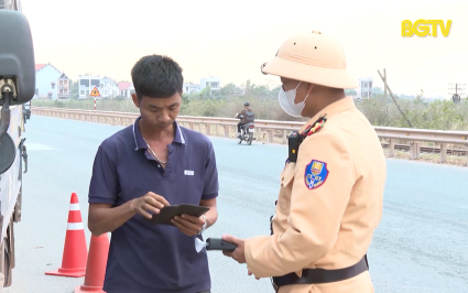 ĐBND với cử tri: Ý kiến cử tri về quy định mới luật trật tự, ATGT