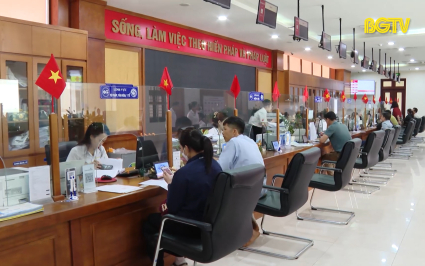 ĐBND với cử tri: &Yacute; kiến cử tri về thủ tục h&agrave;nh ch&iacute;nh li&ecirc;n quan đến đất đai