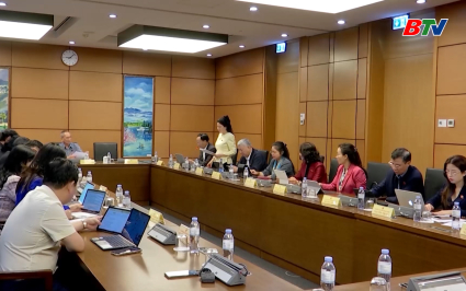 Đại biểu Quốc hội tỉnh Bắc Ninh g&oacute;p &yacute; v&agrave;o c&aacute;c dự &aacute;n luật