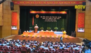 Khai mạc kỳ họp thứ năm, HĐND tỉnh kh&oacute;a XVIII
