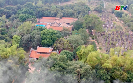 Di sản văn h&oacute;a thế giới Y&ecirc;n Tử - Vĩnh Nghi&ecirc;m - C&ocirc;n Sơn, Kiếp Bạc trong mắt người nước ngo&agrave;i