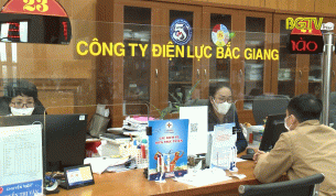 Điện với SX&ĐS: Giải quyết &yacute; kiến kh&aacute;ch h&agrave;ng qua dịch vụ c&ocirc;ng