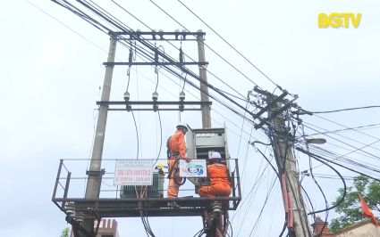 Điện với SX&ĐS: Ng&agrave;nh điện thực h&agrave;nh tiết kiệm, chống l&atilde;ng ph&iacute;