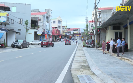 Đ&ocirc; thị v&agrave; ph&aacute;t triển: Ph&aacute;t triển hệ thống tho&aacute;t nước, xử l&yacute; nước thải