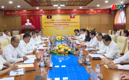 Đo&agrave;n c&ocirc;ng t&aacute;c Tạp ch&iacute; Alunmay (L&agrave;o) v&agrave; Tạp ch&iacute; Cộng sản thăm, l&agrave;m việc tại Bắc Ninh 