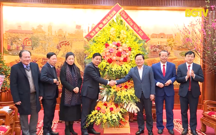 Đo&agrave;n đại biểu tỉnh Bắc Giang đến thăm, ch&uacute;c Tết tỉnh Bắc Ninh