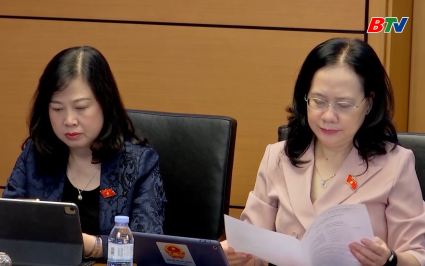 Đo&agrave;n ĐBQH Bắc Ninh thảo luận tại Tổ về c&aacute;c Dự &aacute;n luật 