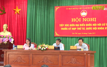 Đo&agrave;n Đại biểu Quốc hội tiếp x&uacute;c cử tri huyện Y&ecirc;n Thế
