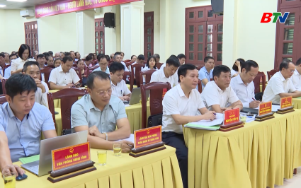 Đo&agrave;n ĐBQH tỉnh tiếp x&uacute;c cử tri phường Tam Sơn 