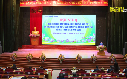 Đo&agrave;n kết, s&aacute;ng tạo, thi đua thực hiện thắng lợi "Mục ti&ecirc;u k&eacute;p"