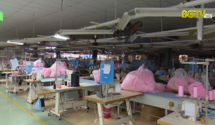 Doanh nghiệp ngo&agrave;i khu c&ocirc;ng nghiệp thiếu lao động