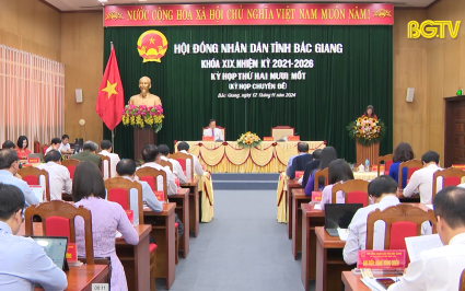 Đổi mới hoạt động, ban h&agrave;nh nhiều Nghị quyết hợp l&ograve;ng d&acirc;n   